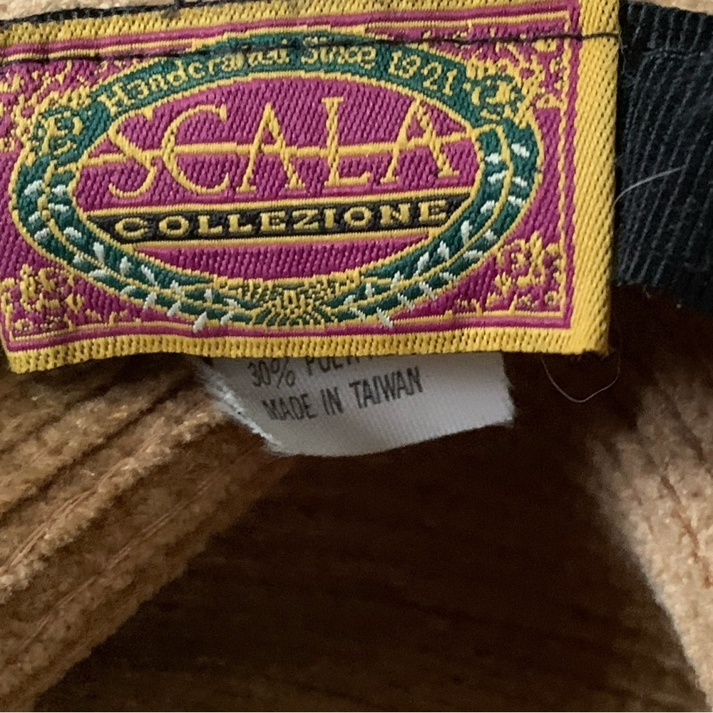 Scala hat - Picture 9 of 11